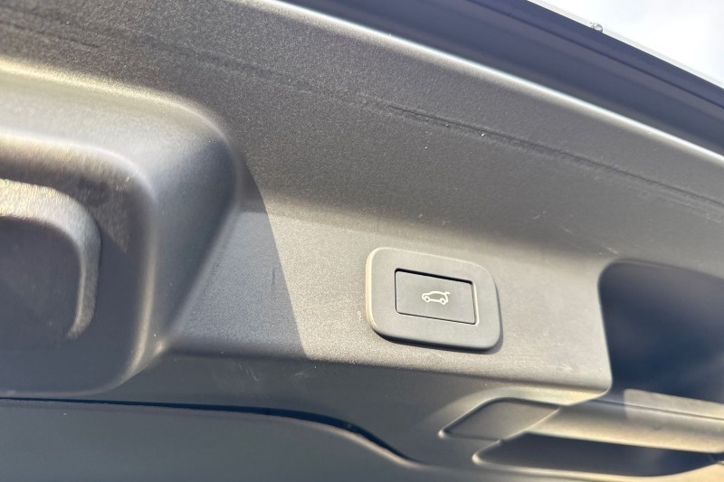 2023 (73) JAGUAR F-PACE 2.0 D200 R-Dynamic HSE Black 5dr Auto AWD 4867312