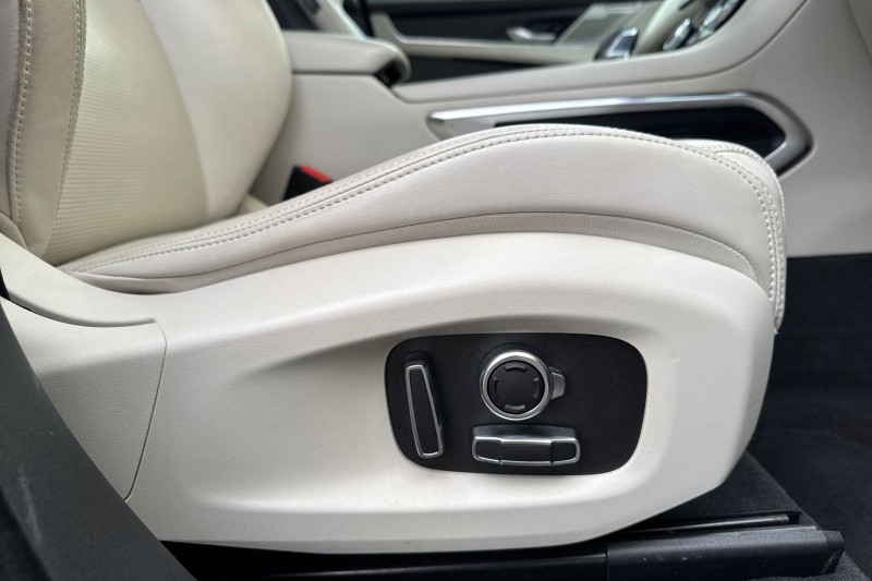 2023 (73) JAGUAR F-PACE 2.0 D200 R-Dynamic HSE Black 5dr Auto AWD 4867293