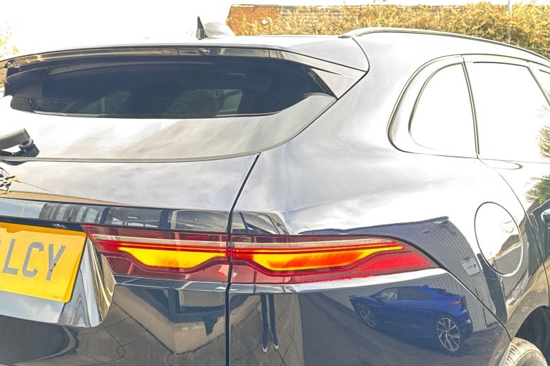 2023 (73) JAGUAR F-PACE 2.0 D200 R-Dynamic HSE Black 5dr Auto AWD 4867319