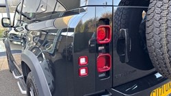 2021 (71) LAND ROVER DEFENDER 3.0 D250 X-Dynamic SE 110 5dr Auto 4852940