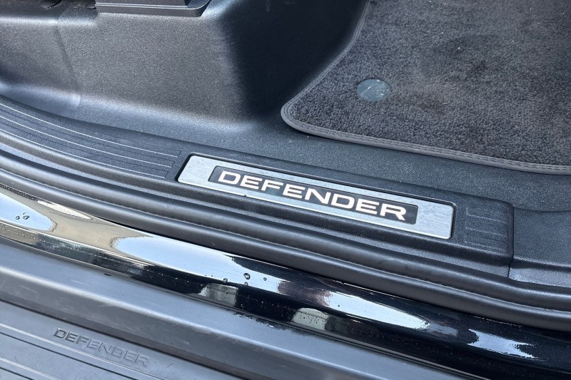 2021 (71) LAND ROVER DEFENDER 3.0 D250 X-Dynamic SE 110 5dr Auto 4852963