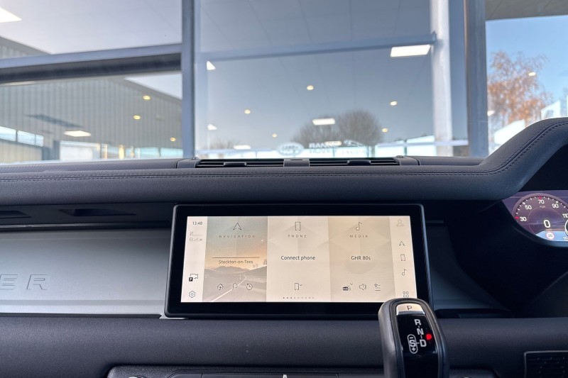 2021 (71) LAND ROVER DEFENDER 3.0 D250 X-Dynamic SE 110 5dr Auto 4852935