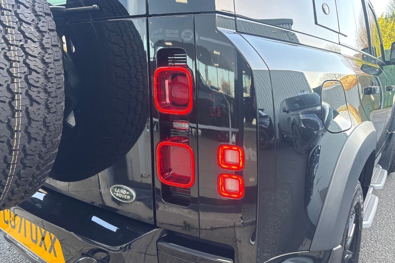 2021 (71) LAND ROVER DEFENDER 3.0 D250 X-Dynamic SE 110 5dr Auto 4852972