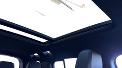 2021 (71) LAND ROVER DEFENDER 3.0 D250 X-Dynamic SE 110 5dr Auto 4852942