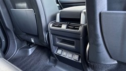 2021 (71) LAND ROVER DEFENDER 3.0 D250 X-Dynamic SE 110 5dr Auto 4852939