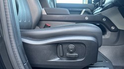 2021 (71) LAND ROVER DEFENDER 3.0 D250 X-Dynamic SE 110 5dr Auto 4852946