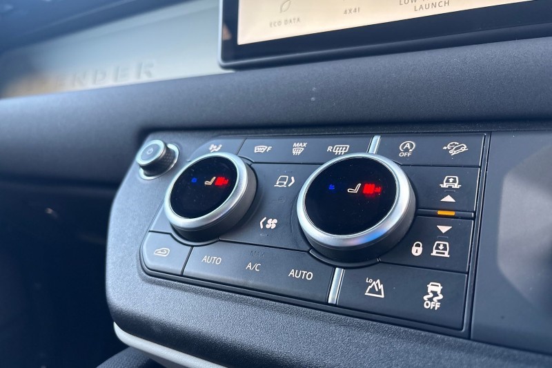 2021 (71) LAND ROVER DEFENDER 3.0 D250 X-Dynamic SE 110 5dr Auto 4852958