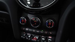  MINI CONVERTIBLE 1.5 Cooper Sport Premium Plus 2dr Auto 2902249