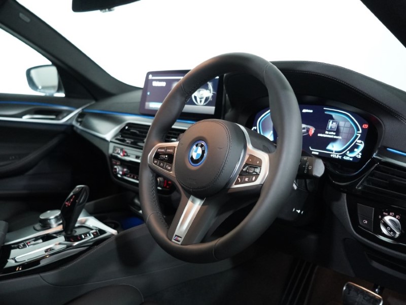  BMW 5 SERIES 530e M Sport 5dr Auto 3468090