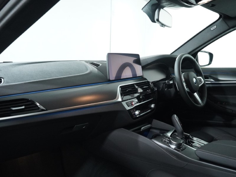  BMW 5 SERIES 530e M Sport 5dr Auto 3468098