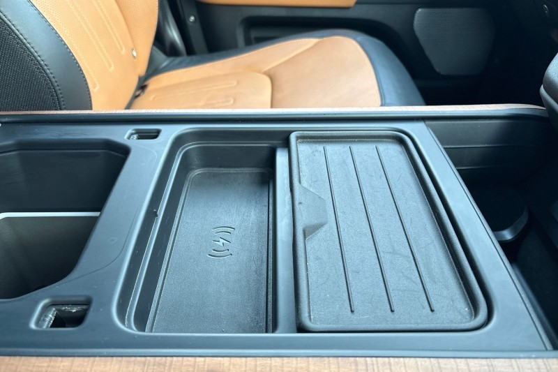 2024 (24) LAND ROVER DEFENDER 3.0 D300 X 130 5dr Auto [8 Seat] 4871538