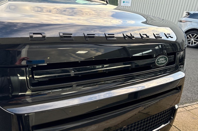 2024 (24) LAND ROVER DEFENDER 3.0 D300 X 130 5dr Auto [8 Seat] 4871546