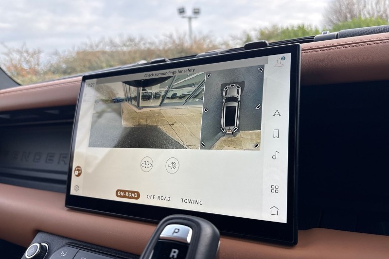 2024 (24) LAND ROVER DEFENDER 3.0 D300 X 130 5dr Auto [8 Seat] 4871532