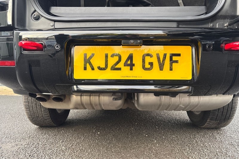 2024 (24) LAND ROVER DEFENDER 3.0 D300 X 130 5dr Auto [8 Seat] 4871521