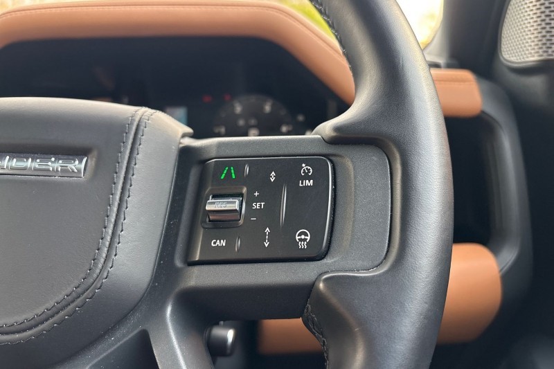 2024 (24) LAND ROVER DEFENDER 3.0 D300 X 130 5dr Auto [8 Seat] 4871529