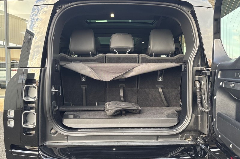 2024 (24) LAND ROVER DEFENDER 3.0 D300 X 130 5dr Auto [8 Seat] 4871509