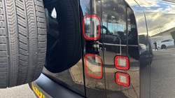 2025 (75) LAND ROVER DEFENDER 3.0 D350 X-Dynamic HSE 130 5dr Auto 4894583