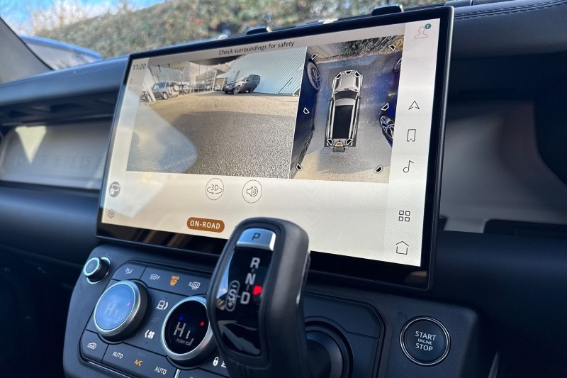 2025 (75) LAND ROVER DEFENDER 3.0 D350 X-Dynamic HSE 130 5dr Auto 4894565