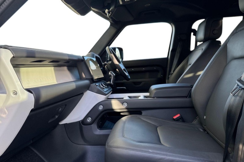 2025 (75) LAND ROVER DEFENDER 3.0 D350 X-Dynamic HSE 130 5dr Auto 4894536