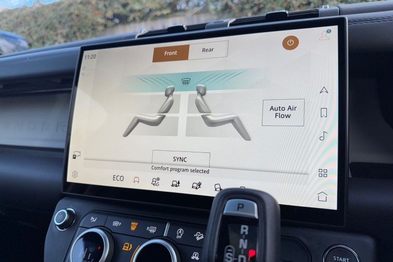 2025 (75) LAND ROVER DEFENDER 3.0 D350 X-Dynamic HSE 130 5dr Auto 4894568