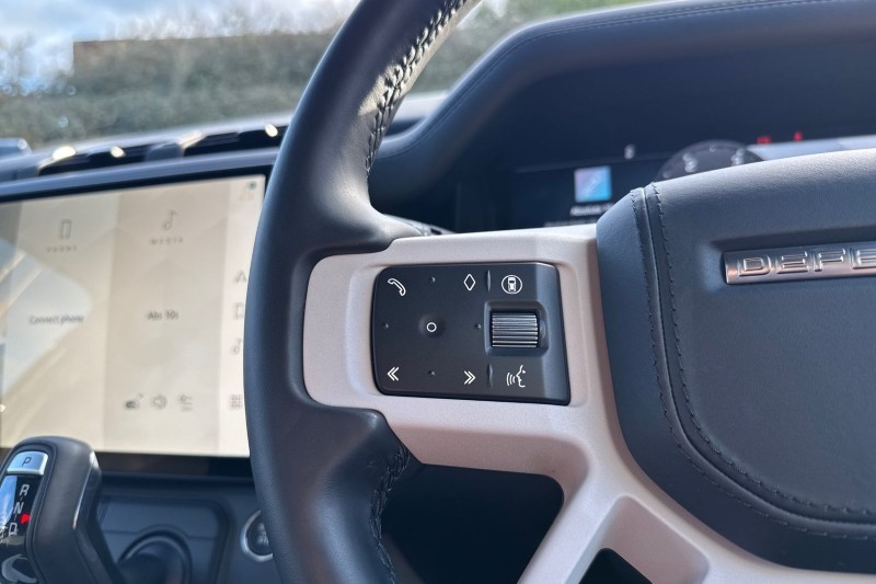 2025 (75) LAND ROVER DEFENDER 3.0 D350 X-Dynamic HSE 130 5dr Auto 4894561