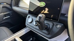 2025 (75) LAND ROVER DEFENDER 3.0 D350 X-Dynamic HSE 130 5dr Auto 4894546