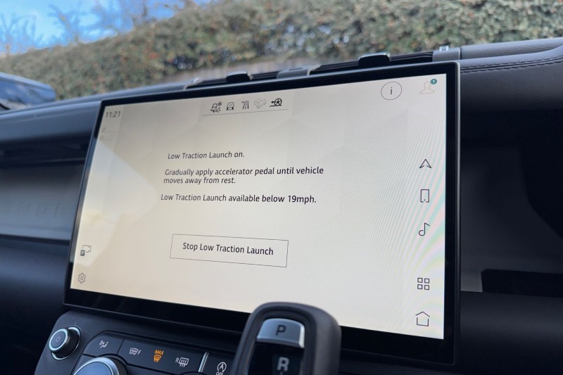 2025 (75) LAND ROVER DEFENDER 3.0 D350 X-Dynamic HSE 130 5dr Auto 4894572