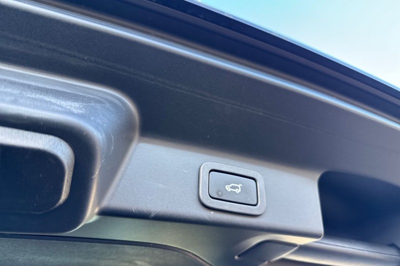 2022 (22) JAGUAR F-PACE 2.0 D200 R-Dynamic S 5dr Auto AWD 4917334