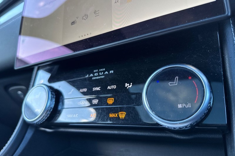 2022 (22) JAGUAR F-PACE 2.0 D200 R-Dynamic S 5dr Auto AWD 4917322