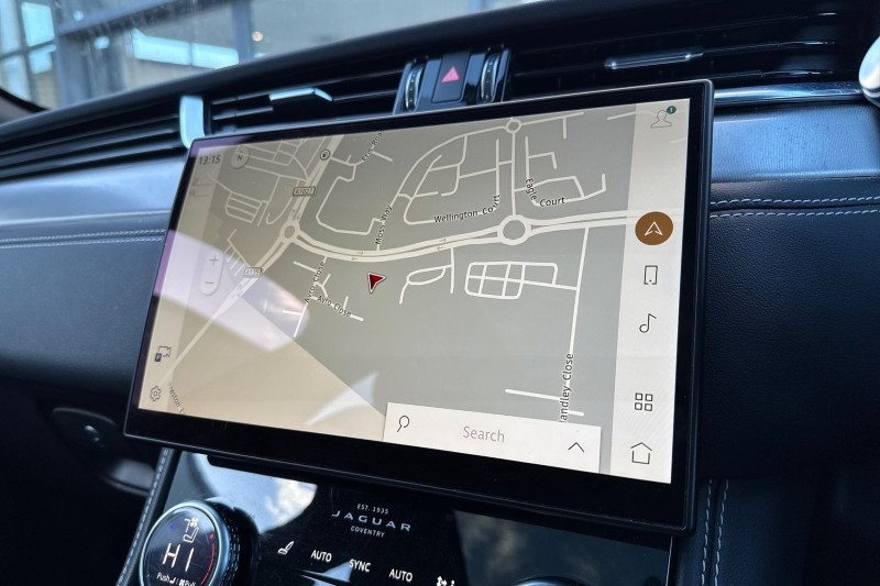 2022 (22) JAGUAR F-PACE 2.0 D200 R-Dynamic S 5dr Auto AWD 4917312