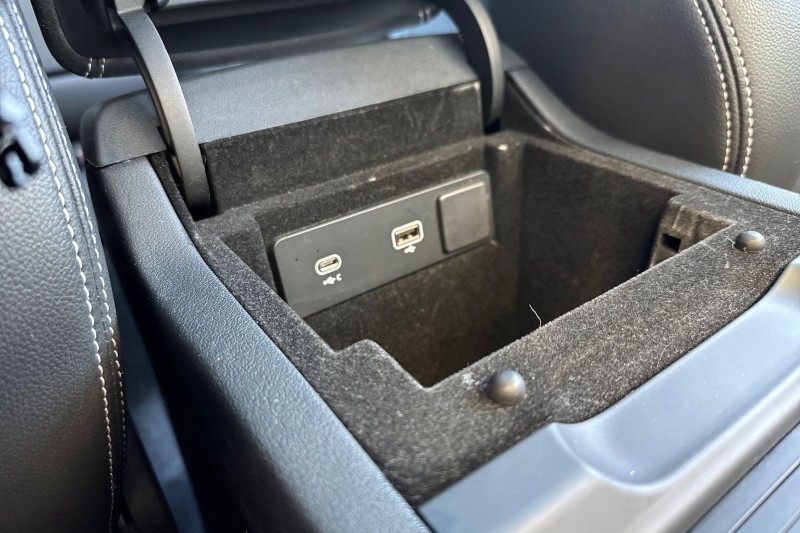 2022 (22) JAGUAR F-PACE 2.0 D200 R-Dynamic S 5dr Auto AWD 4917325