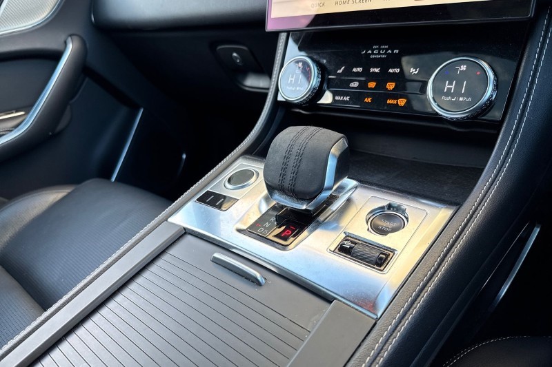 2022 (22) JAGUAR F-PACE 2.0 D200 R-Dynamic S 5dr Auto AWD 4917278