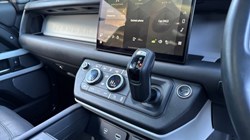 2022 (22) LAND ROVER DEFENDER 3.0 D250 X-Dynamic HSE 90 5dr Auto 4894250