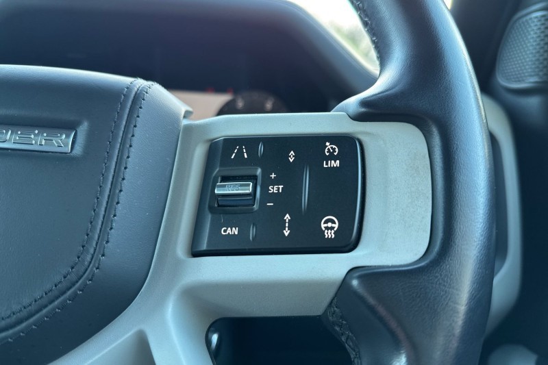 2022 (22) LAND ROVER DEFENDER 3.0 D250 X-Dynamic HSE 90 5dr Auto 4894266