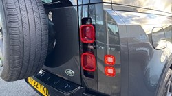 2022 (22) LAND ROVER DEFENDER 3.0 D250 X-Dynamic HSE 90 5dr Auto 4894287