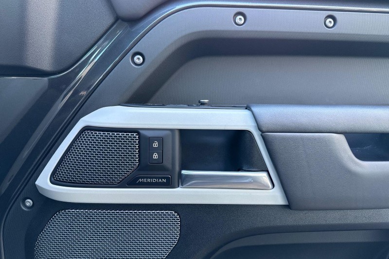 2022 (22) LAND ROVER DEFENDER 3.0 D250 X-Dynamic HSE 90 5dr Auto 4894259