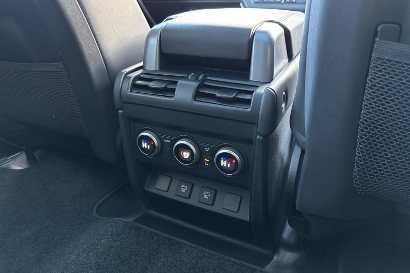 2022 (22) LAND ROVER DEFENDER 3.0 D250 X-Dynamic HSE 90 5dr Auto 4894255