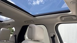 2025 (75) LAND ROVER DISCOVERY 3.0 D350 Dynamic SE 5dr Auto 5370144