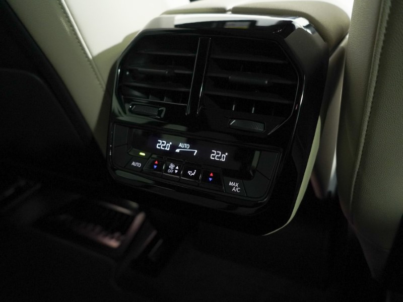  BMW iX 240kW xDrive40 M Sport 76.6kWh 5dr Auto 3491496