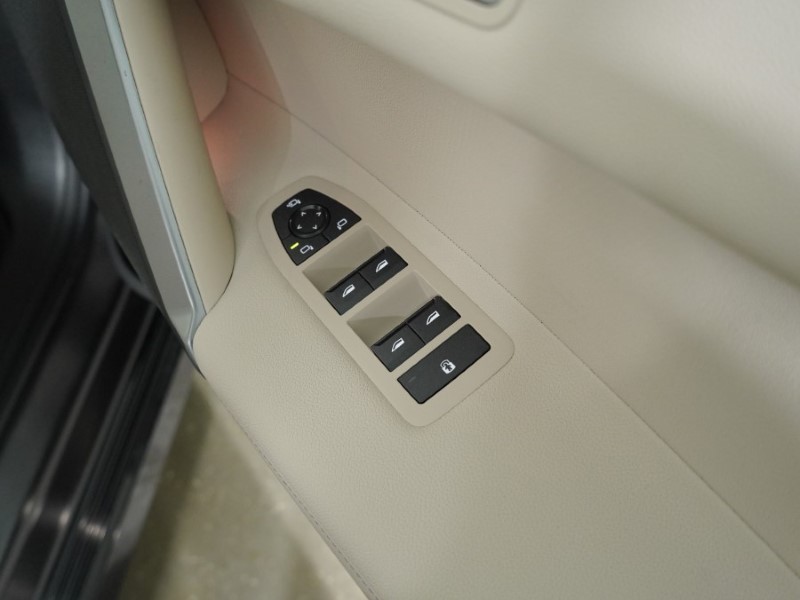  BMW iX 240kW xDrive40 M Sport 76.6kWh 5dr Auto 3491483