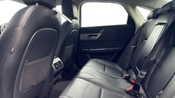 2020 (20) JAGUAR XF 2.0d Prestige 4dr Auto 4936355