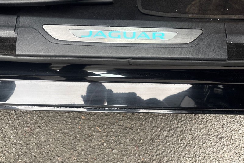 2020 (20) JAGUAR XF 2.0d Prestige 4dr Auto 4936392