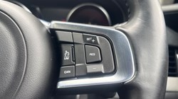 2020 (20) JAGUAR XF 2.0d Prestige 4dr Auto 4936380