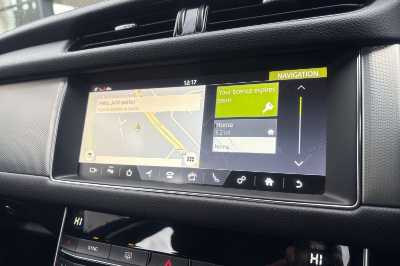 2020 (20) JAGUAR XF 2.0d Prestige 4dr Auto 4936362