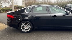 2020 (20) JAGUAR XF 2.0d Prestige 4dr Auto 4936403
