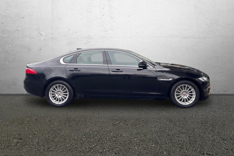 2020 (20) JAGUAR XF 2.0d Prestige 4dr Auto 4936356