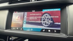 2020 (20) JAGUAR XF 2.0d Prestige 4dr Auto 4936390