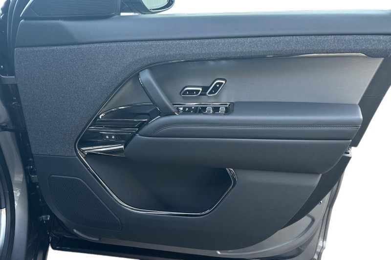 2025 (75) LAND ROVER RANGE ROVER SPORT 3.0 D300 Dynamic SE 5dr Auto 4914303