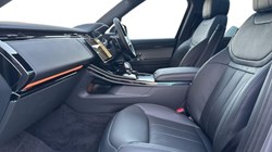 2025 (75) LAND ROVER RANGE ROVER SPORT 3.0 D300 Dynamic SE 5dr Auto 4914284