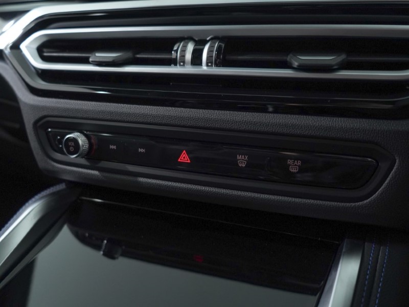  BMW 2 SERIES 220i M Sport 2dr Step Auto 3435814